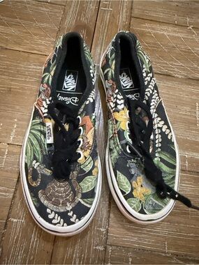 Disneys ‘The Jungle Book Vans’